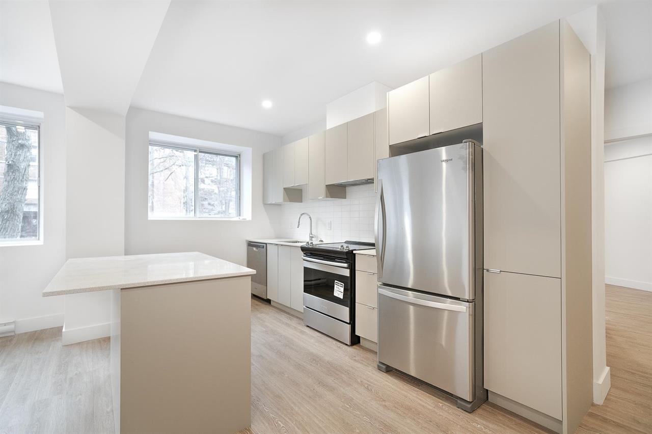 1 Bedroom - 3440 Avenue Ridgewood, Montréal