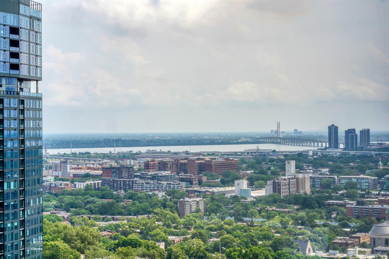 4 1/2 - 4000 De Maisonneuve Blvd. West, Montréal