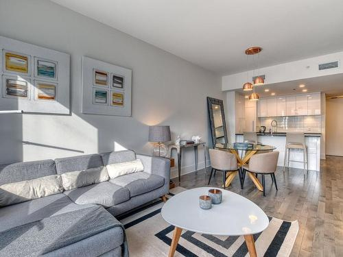 Condo 3 1/2 Luxueux Meuble Au Solano