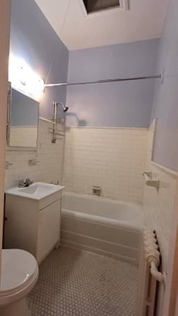 Downtown 1 bedroom, Heat,Hot water Fridge,Stove incl (Metro Atwater, M