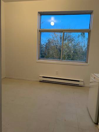 A very small studio near Metro Papineau