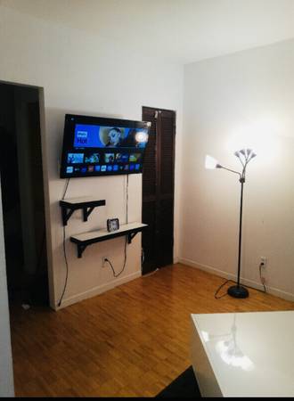 Cozy 1 Bedroom in Plateau ** Furnished All Utilities Inc **