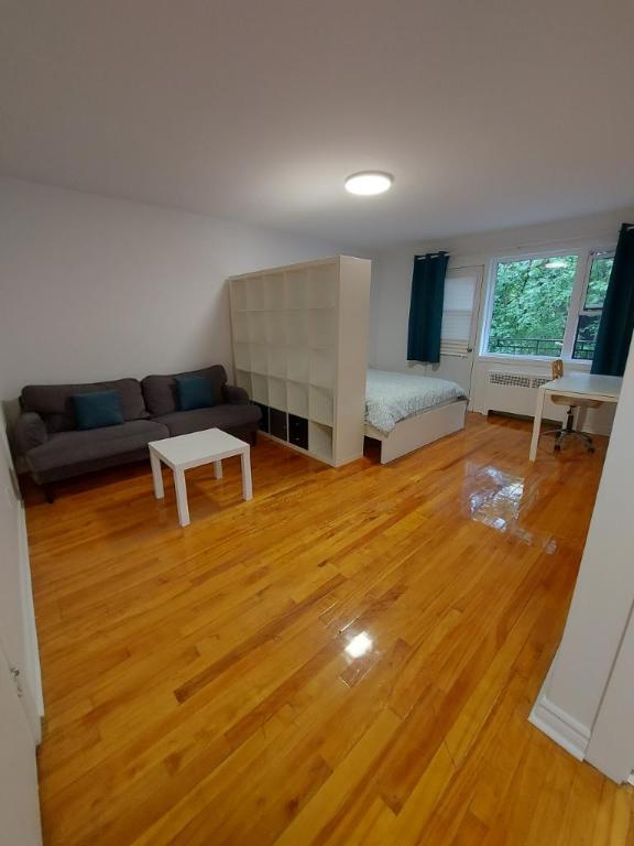 2 1/2 - Montréal - $1 600 /mois