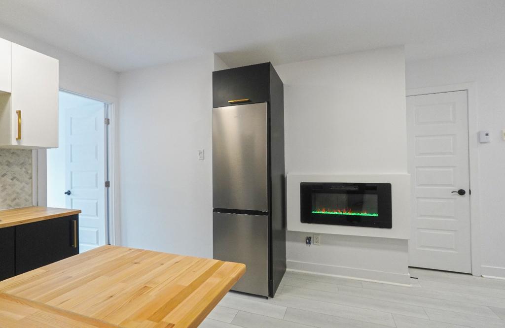 Appartement Moderne 3 ½ – À 10 Min du Métro Mont-Royal!