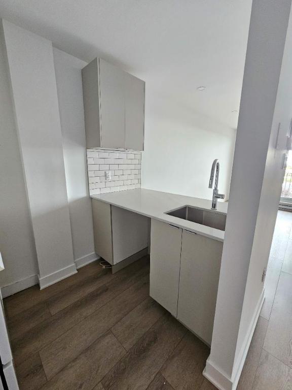 1 CH - 1 SDB - Montréal - $1,145 /mo