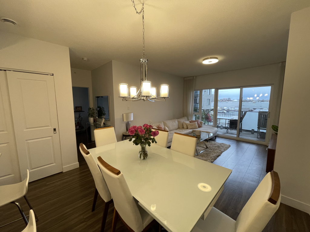 Spacieux Condo 4 1/2