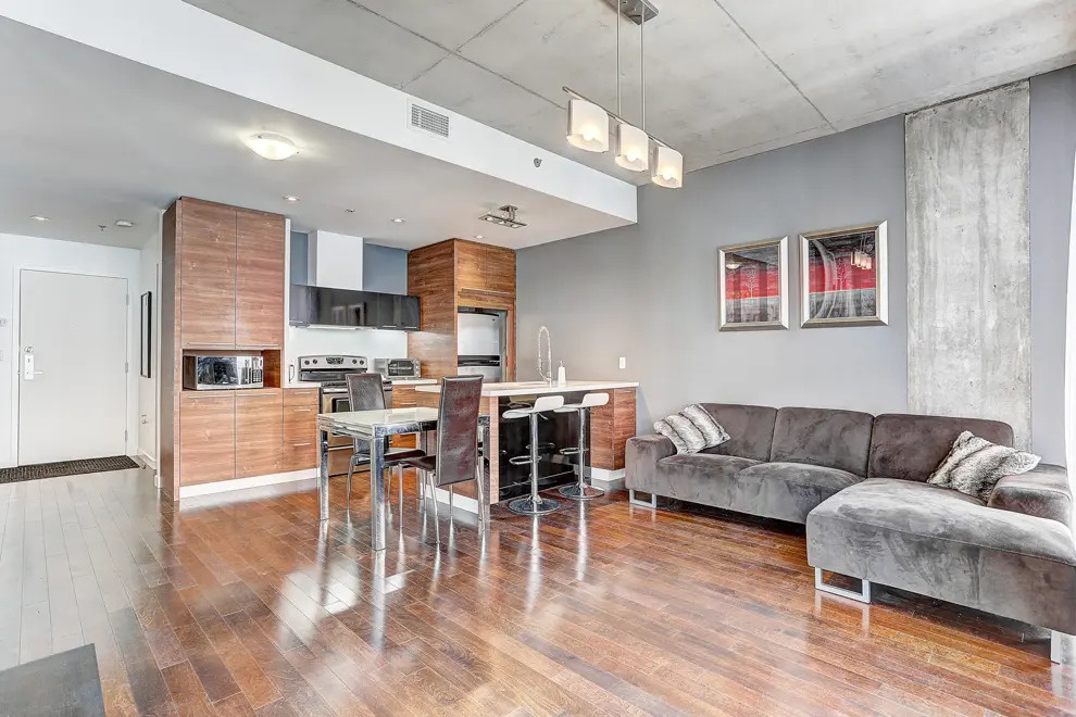 Old Port - Superb 2 Bed 2 Bath Loft