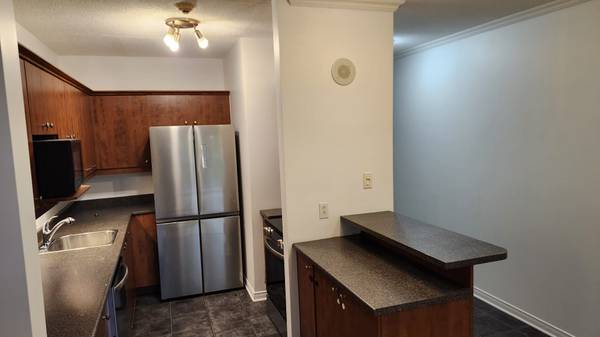 CONDO FOR RENT IN DOWNTOWN HULL