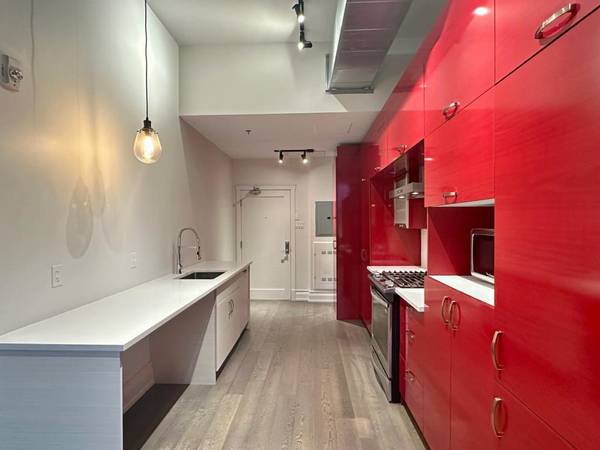 BEAUDRY METRO: LOFT IN ICONIC BUILDING, FOR RENT SEMI FURNISHED