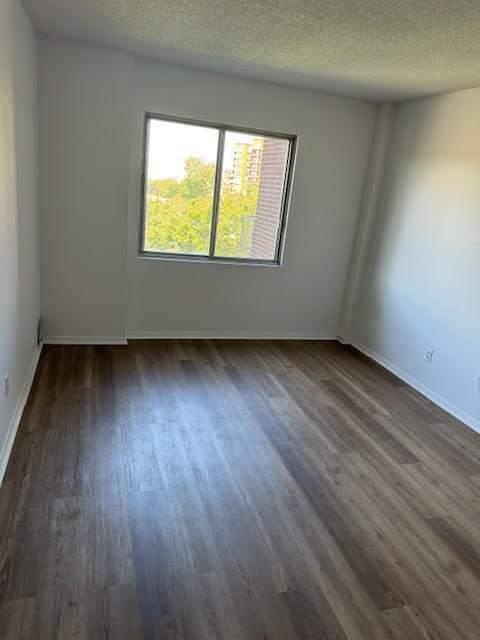 Tous inclus! Appartement disponible maintenant!