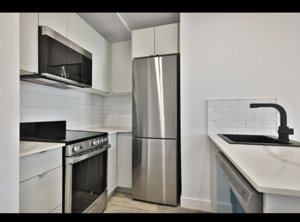 BEL APPARTEMENT A LOUER A MONTREAL