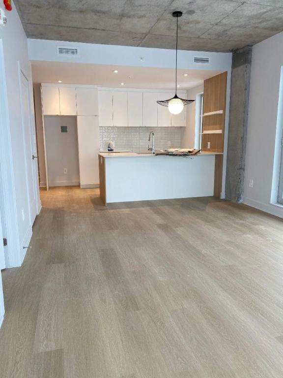 2 CH - 1 SDB - Montreal - $2,180 /mo