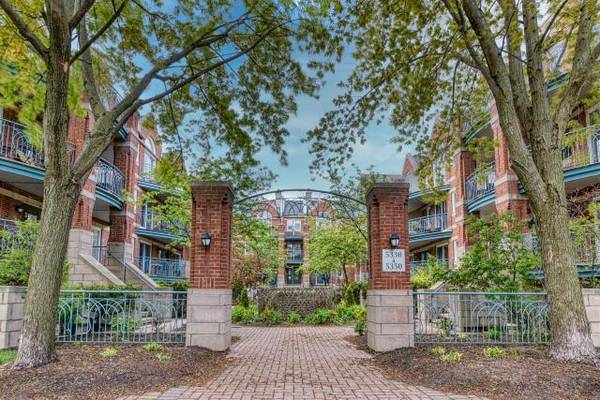 CONDO, 4 ½, PLATEAU/MILE-END, COUR INTÉRIEUR, GARAGE, TERRASSE