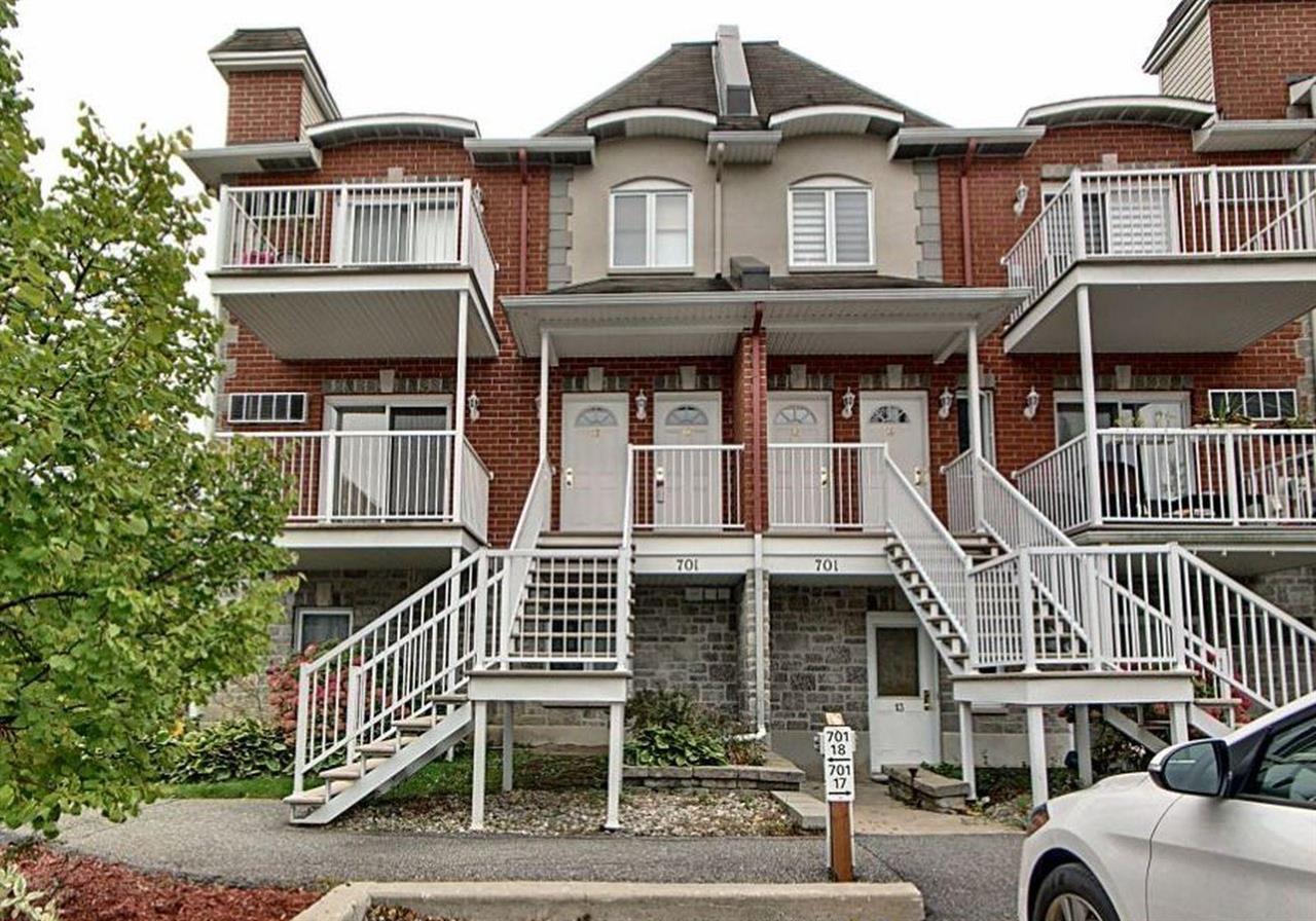 2 Bedroom At 701 St-Joseph - 125 Boulevard Du Mont-Bleu, Hull