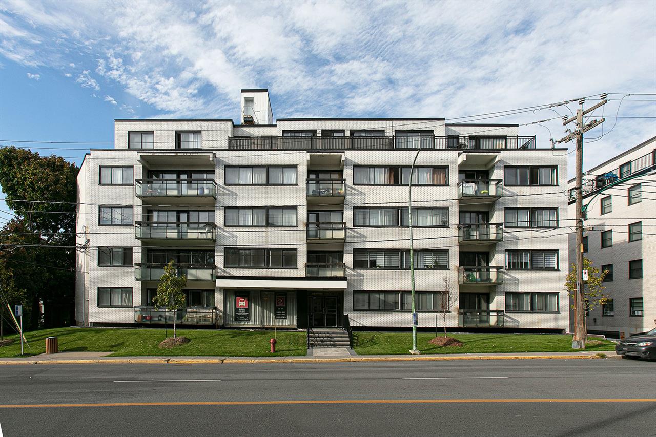 5745 Côte-St-Luc Road -Stratford Terrace - 1 Bedroom - 5745 Chemin De La Côte-Saint-Luc, Montréal