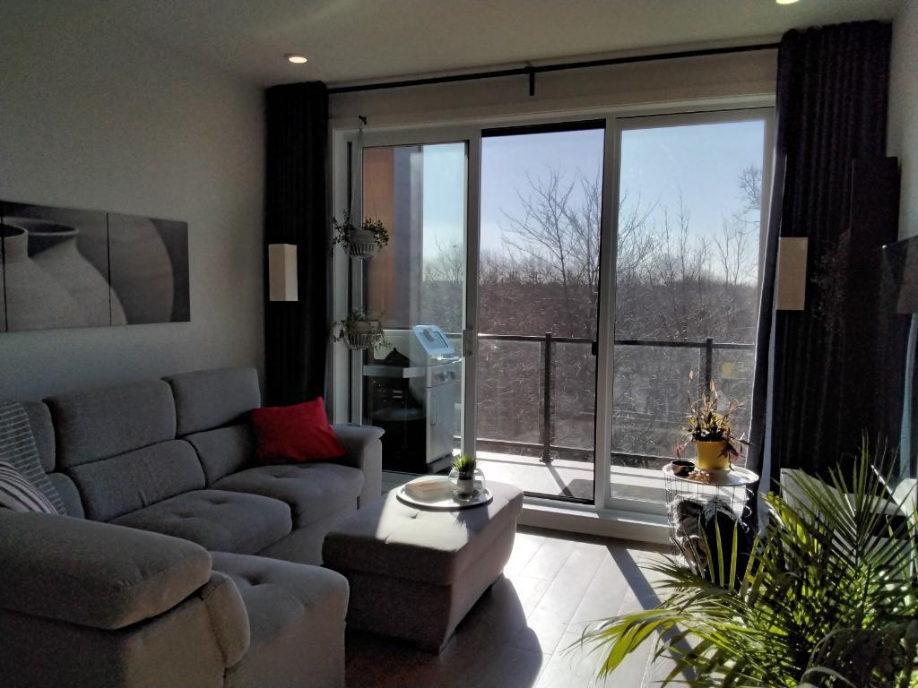 Appartement / Condo à louer à St-Constant - 3 1/2 + Den