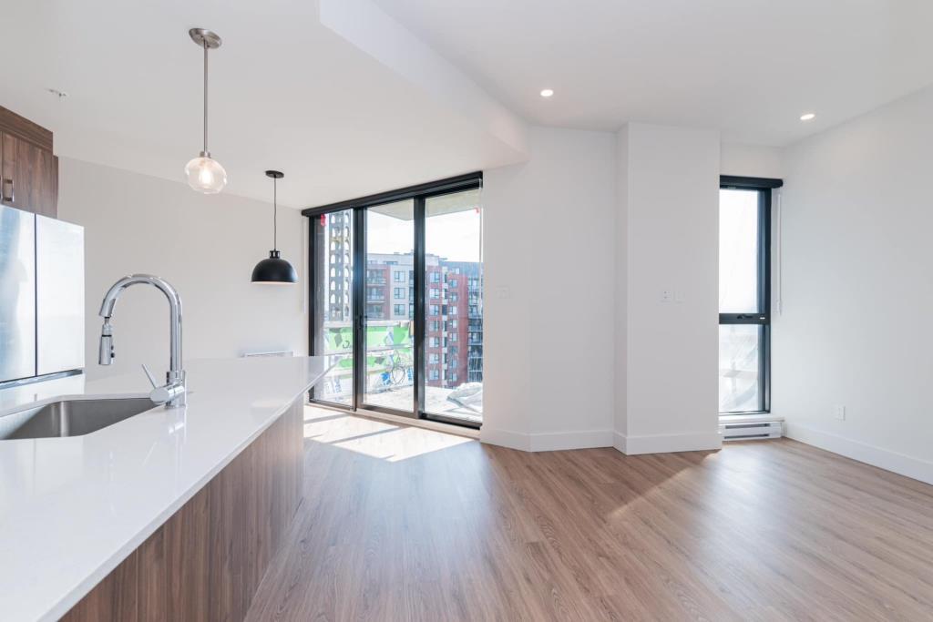 2 Bedroom - 1700 Boulevard Angrignon, Montréal