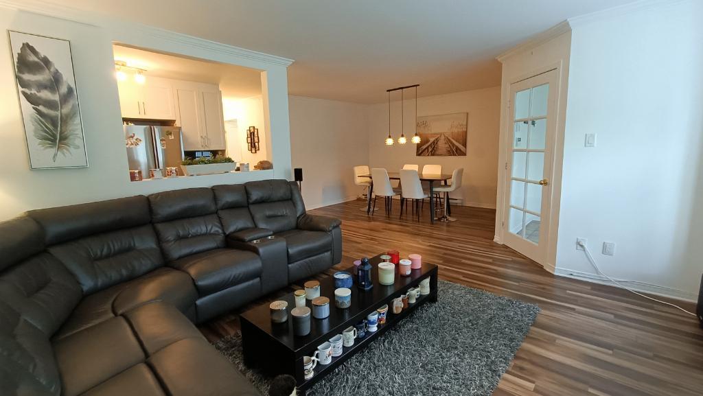 Superbe condo locatif avec garage, 2 rangements et 2 terrasses à louer- DISPONIBLE MAINTENANT!