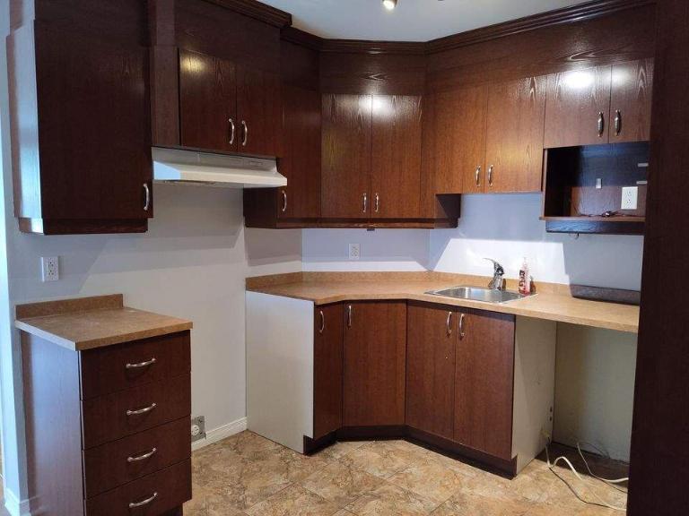 3 CH - 1 SDB - Laval - $2,080 /mo