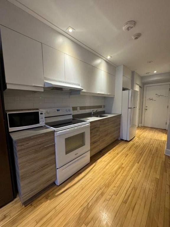 Studio - Montréal - $1,250 /mo