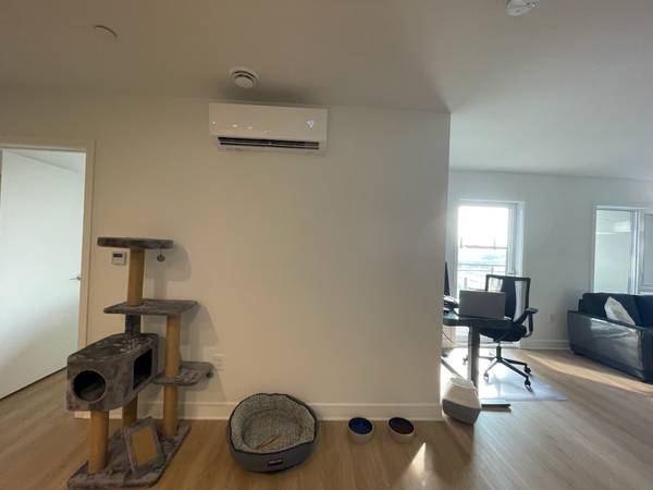 3 1/2 bedroom condo for lease takeover (Jan 1)