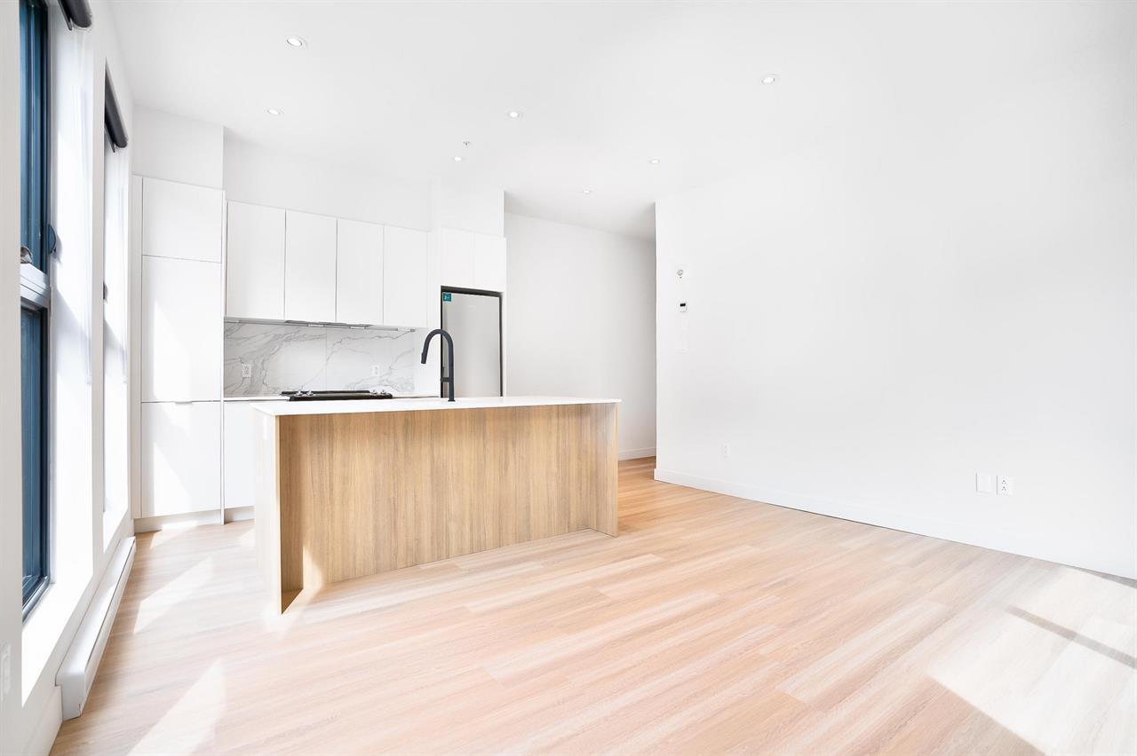 Studio -2.5 - 3844 St Jacques, Saint-Laurent Montreal