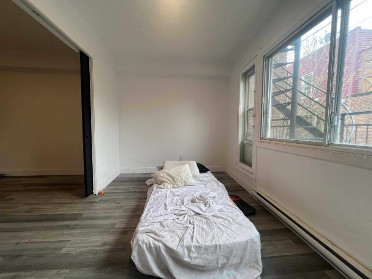 1 CH - 1 SDB - Montréal - $1,250 /mo