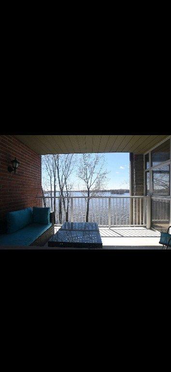 Condo a louer non meubler a Laval Ouest