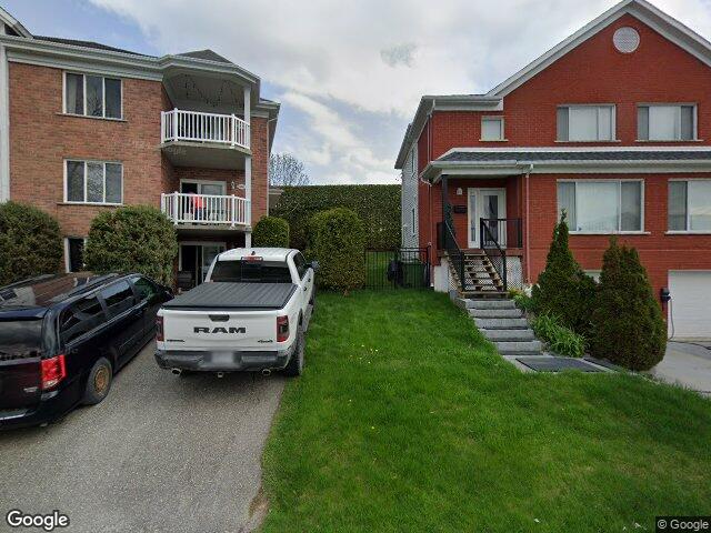 816 Mont Brome