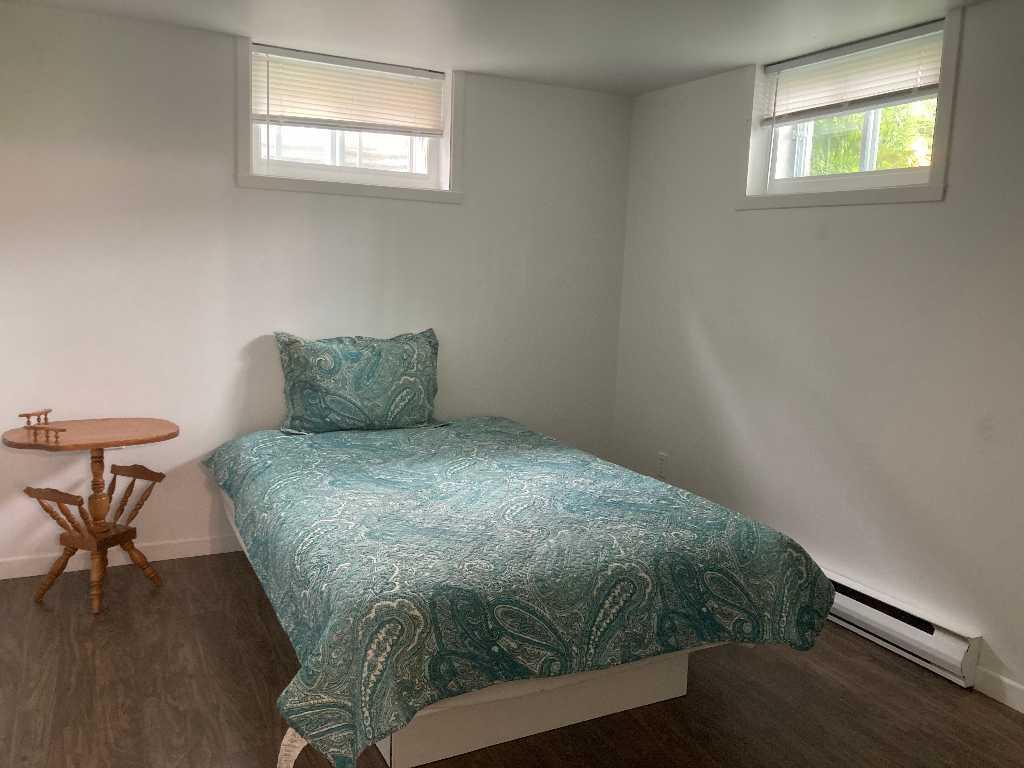 Belle chambre à louer pour le travailleur, non fummeur, 640$