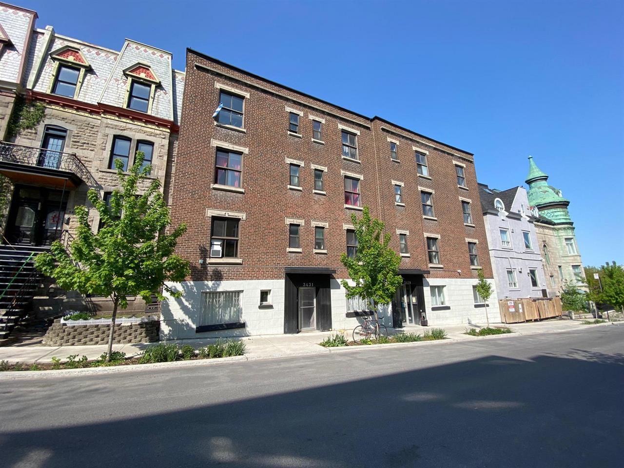 Studio (1.5) - 3429-3431 Rue St-Andre, Montréal