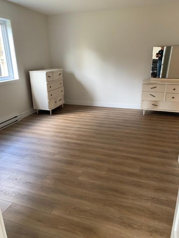 Logement St-Jerome - très propre - Récent - tranquille - Sécuritaire - 1er plancher -