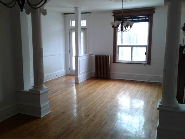 Nice 4 1/2 apartment in Outremont for rent - appliances included