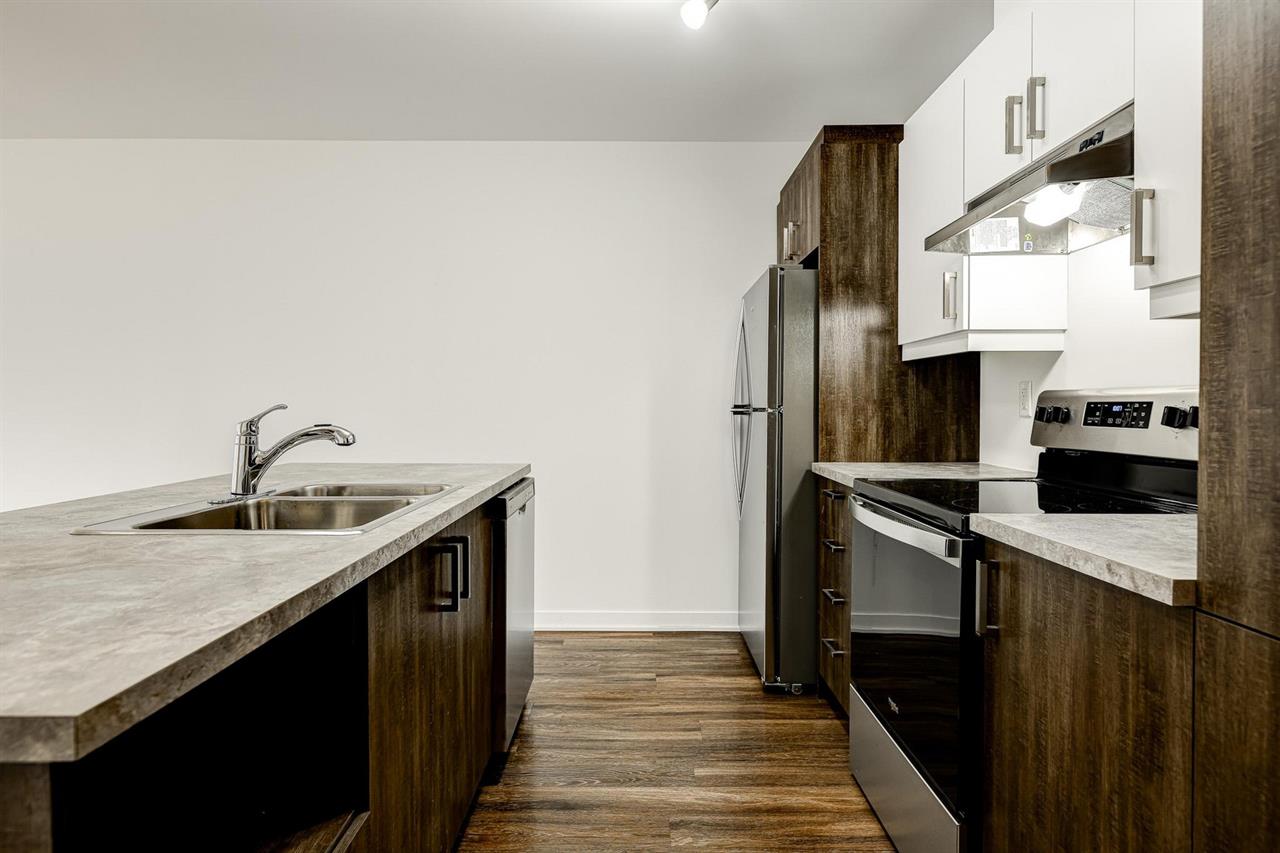 2 Bedroom - 2500 Rue Maurice-Savoie, Longueuil