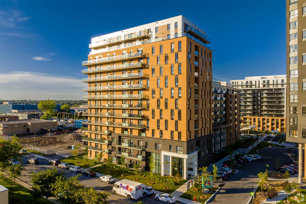 2 Bedrooms - 2201 Rue Leger, Montréal