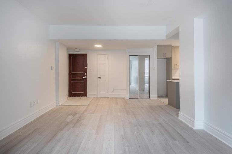 1 CH - 1 SDB - Westmount - $1,600 /mo