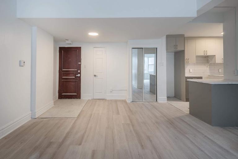 1 CH - 1 SDB - Westmount - $1,600 /mo