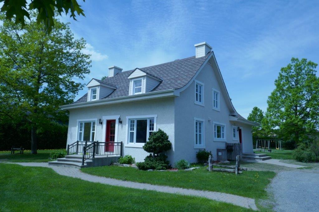 Maison avec garage à louer à Lanoraie