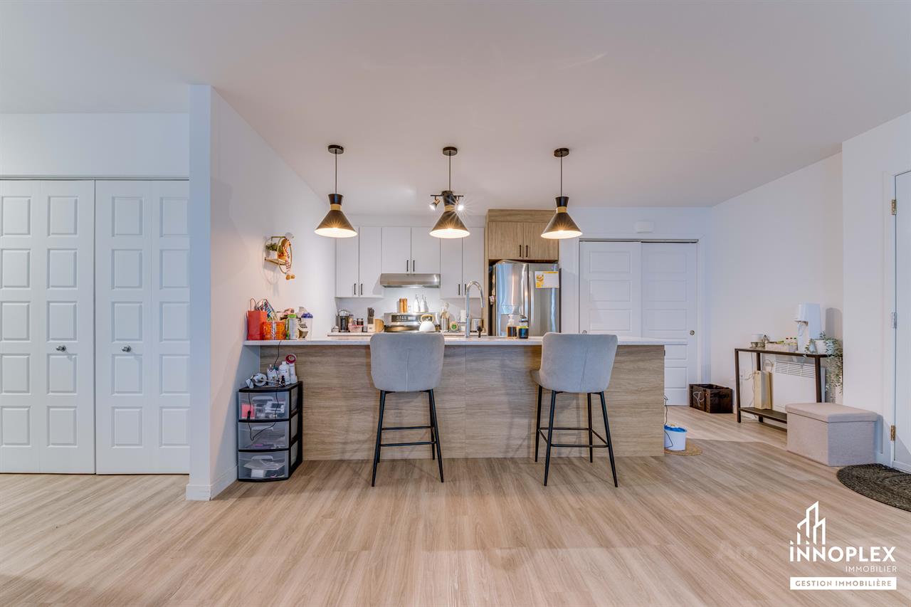 307-1162 Papineau
