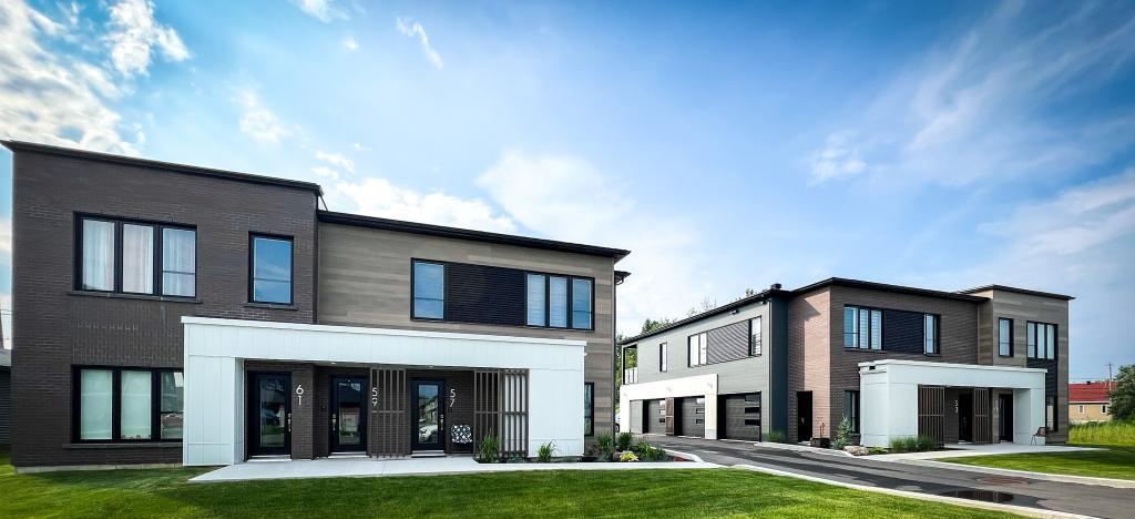 4 1/2 Saint-Charles-Borromée (Joliette) avec Garages - À louer