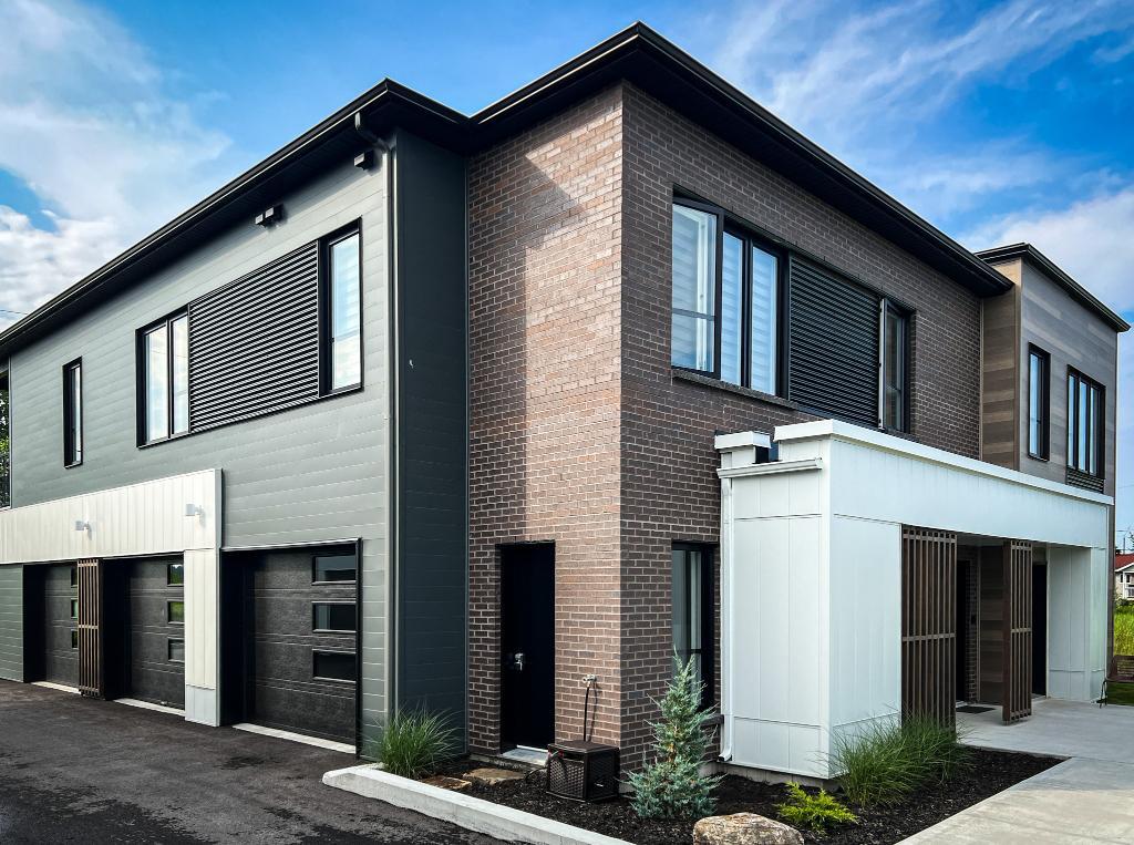 4 1/2 Saint-Charles-Borromée (Joliette) avec Garages - À louer