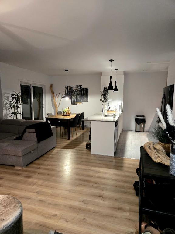 Superbe logement avec vu sur le Mont St-Anne