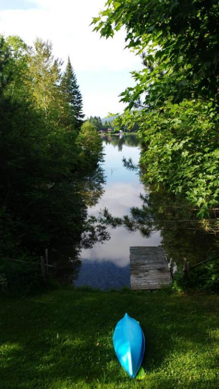 Chalet bord de l’eau St-Zénon à louer. 1h30 de Montréal !!!