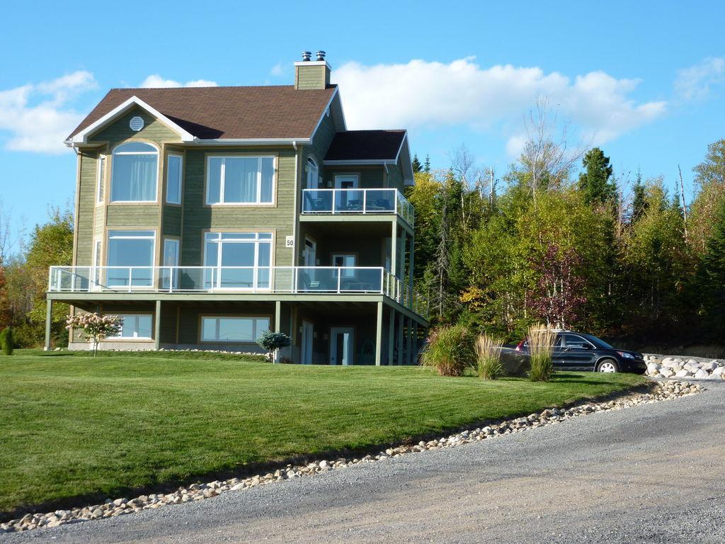 Maison à louer Charlevoix ( style cottage anglais)