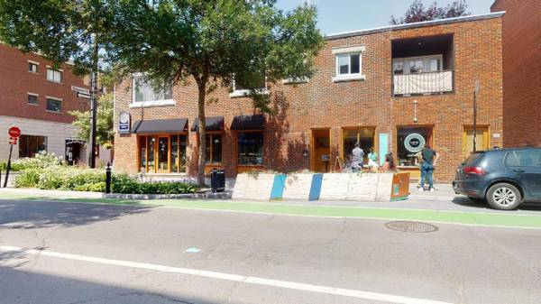 LAURIER PARK: LARGE 3 BEDROOMS - RENOVATED - FOR RENT.