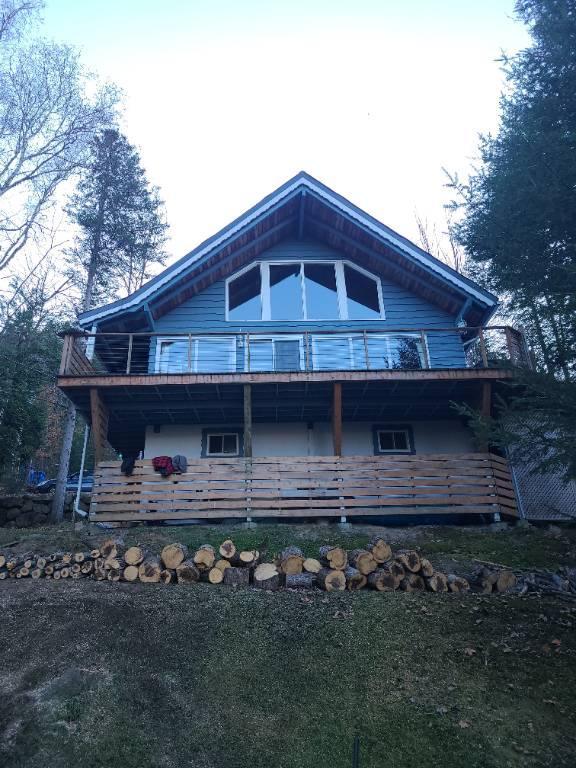 Chalet bord de lac Raymond Val-morin a louer