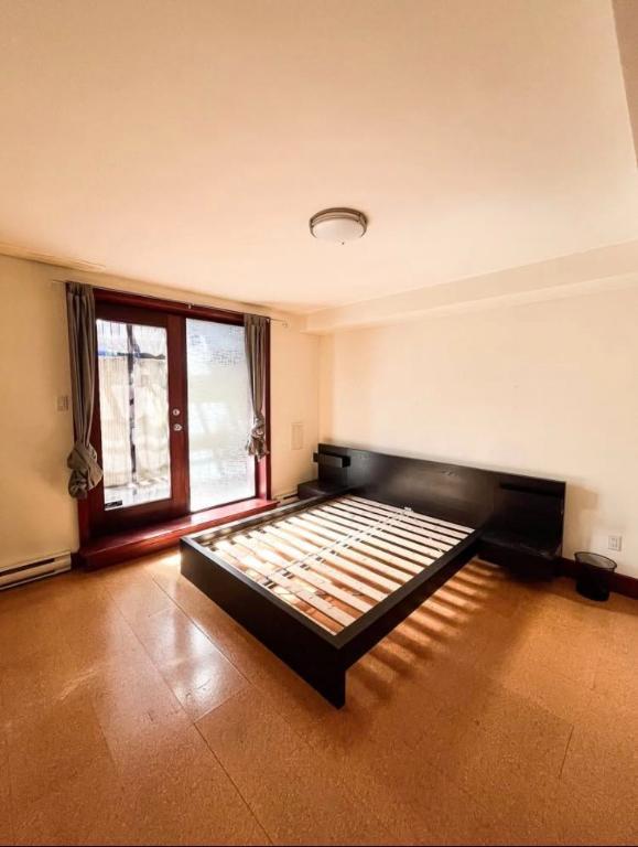 -Grand 4 1/2 Plateau Mont-Royal