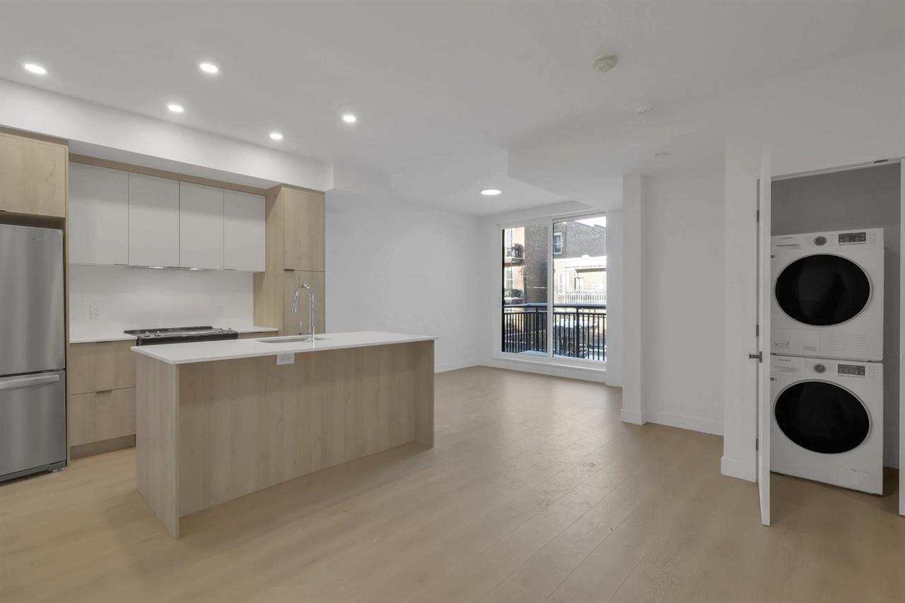 3 Bedroom - 6037 Boulevard De Maisonneuve Ouest, Montréal