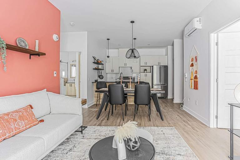 JOLIETTE - APPARTEMENT 5½ DISPONIBLE EN AVRIL