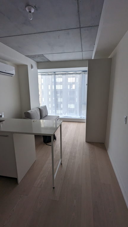 Condo Studio Neuf En Location / Brand Ne